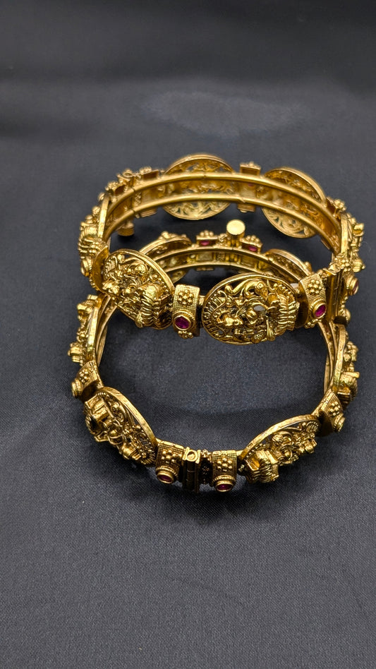 Tanvi Temple Bangle Set