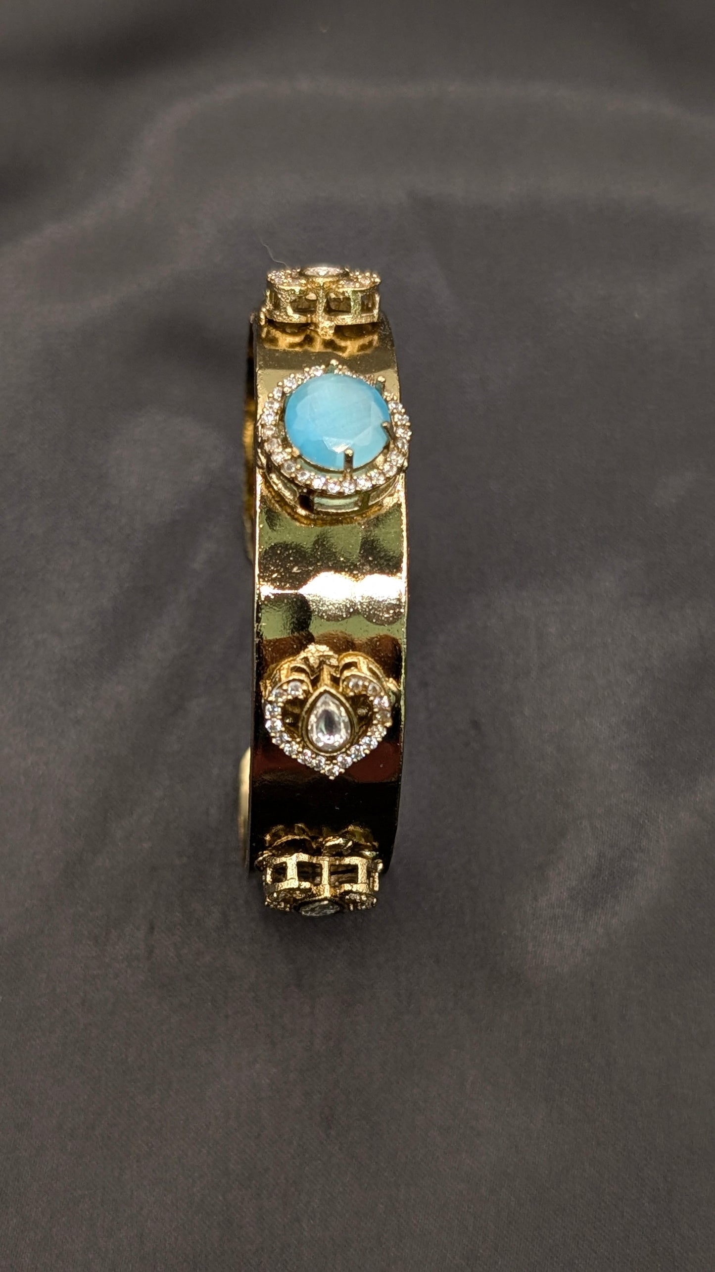 Anaya Mozannite Kundan Bracelet