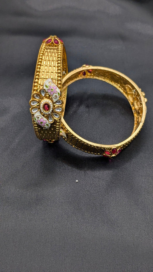 Sanvika Polki Pachi Kundan with Enamel work