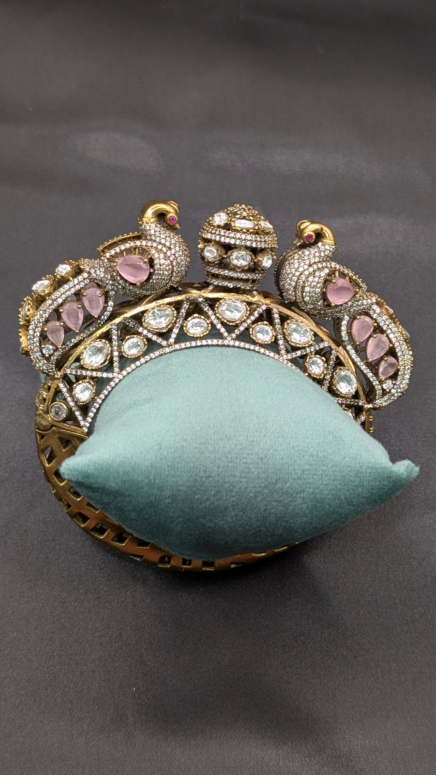 Mitali Mozannite Kundan Peacock Bracelet