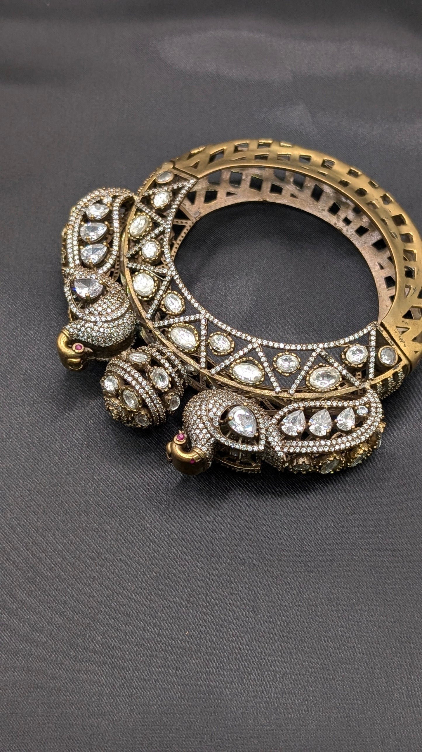 Mitali Mozannite Kundan Peacock Bracelet