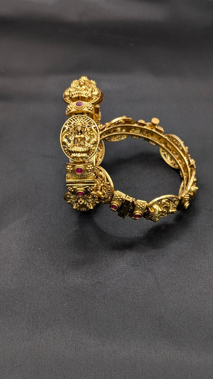 Tanvi Temple Bangle Set