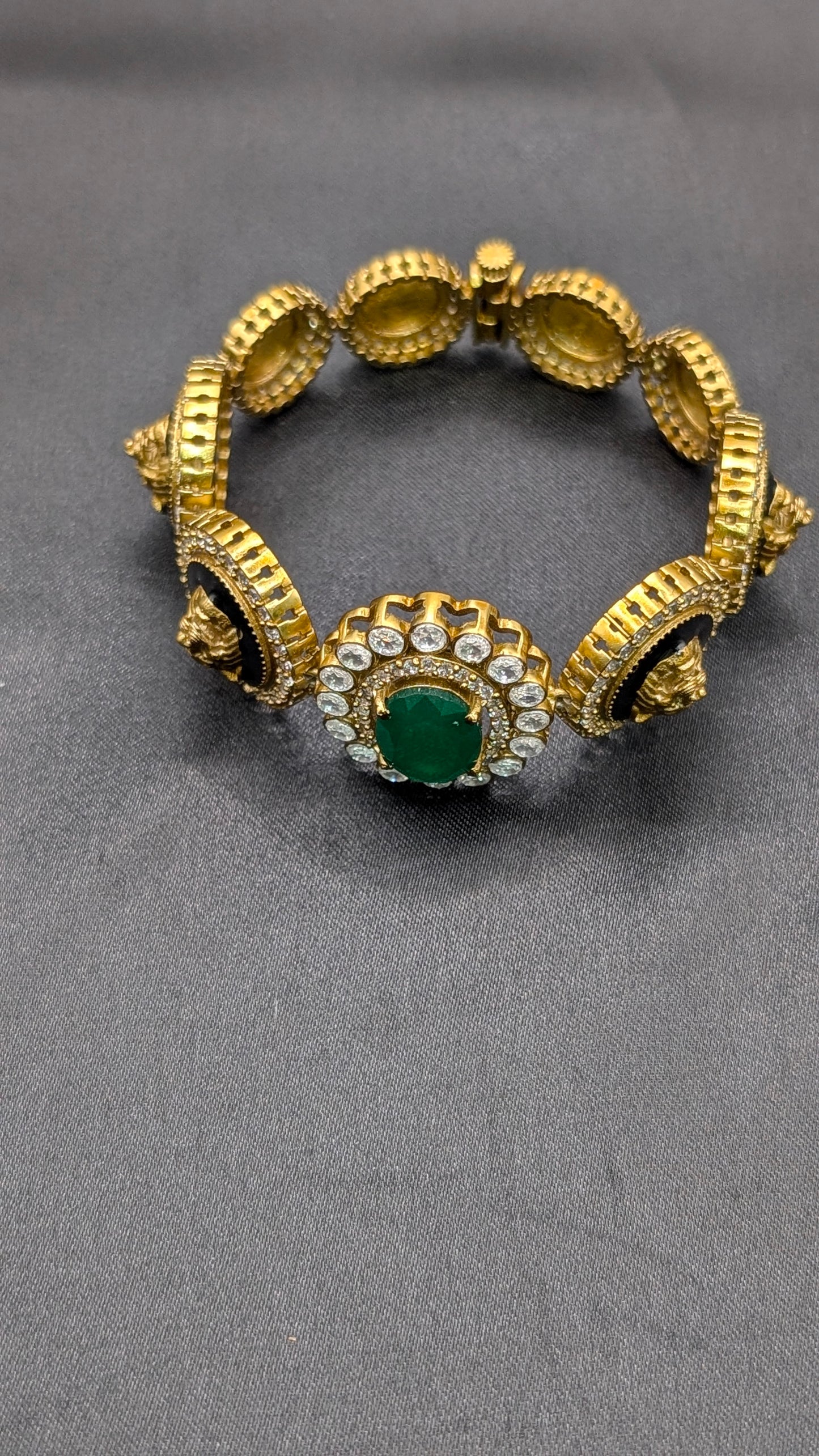 Rhea Kundan Bracelet
