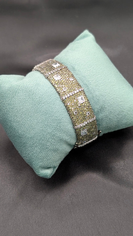 Vaidehi Nanosetting Bracelet