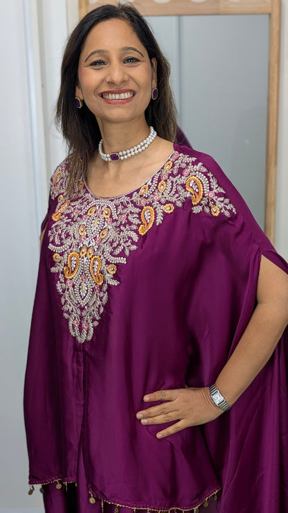 Zarina - Silk Embroidered Kaftan Set